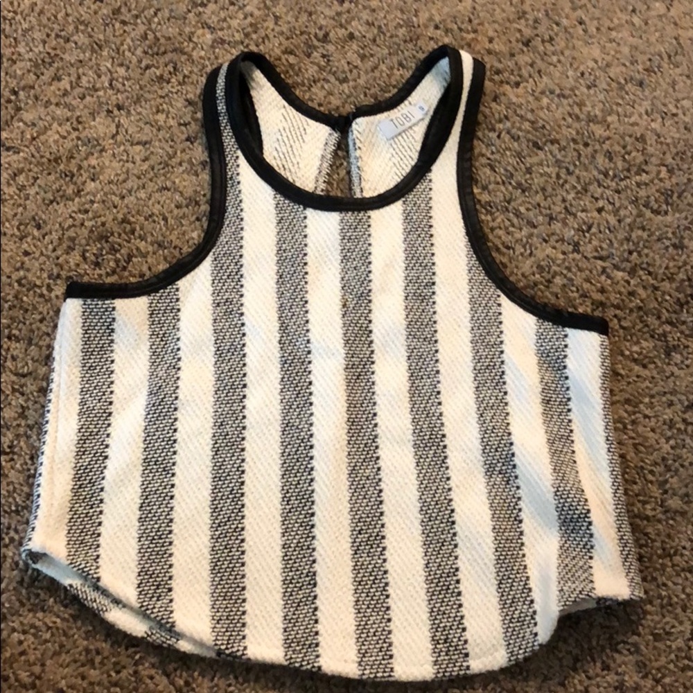 Tobi crop top